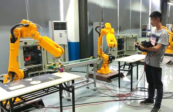 Industrial robot's internal structure